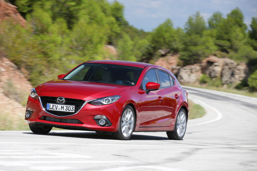 Mazda3_hatchback_2013_action_3__jpg72