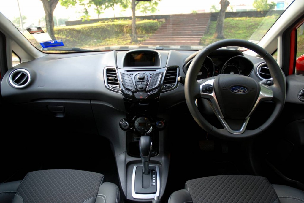 Ford Fiesta S (11)