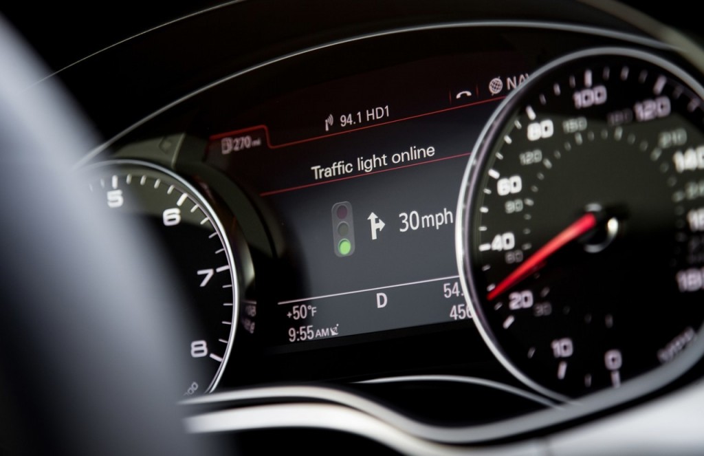 audi-online-traffic-light-information-system-2-1