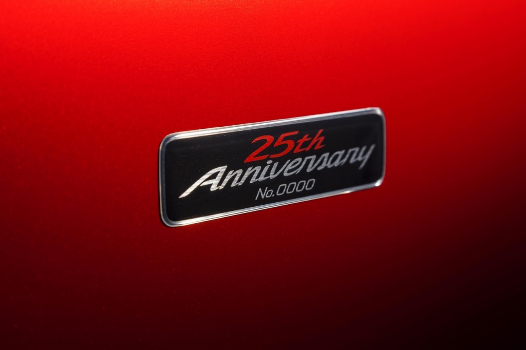 MX-5_25th_Anniversary_Edition_Detail_003__jpg72