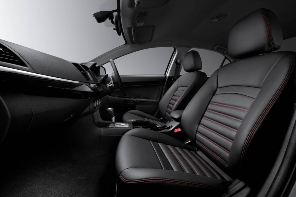 Premium Nappa Leather Seats