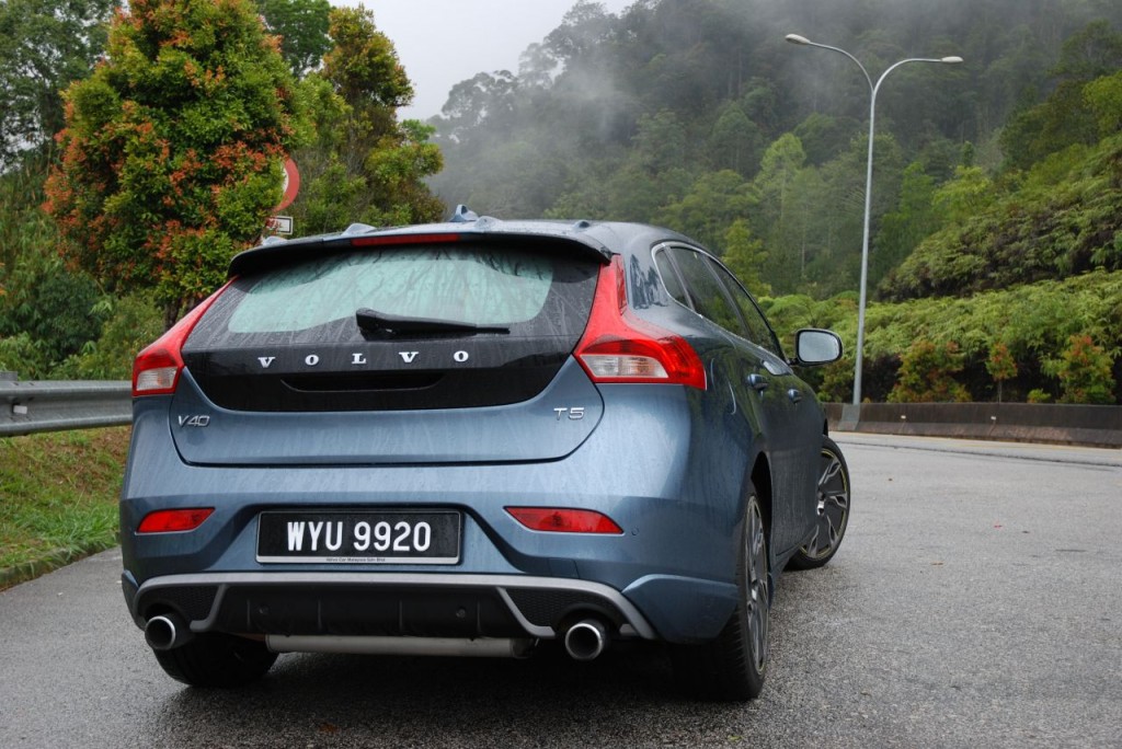 Volvo V40 Cross Country T5 (14)