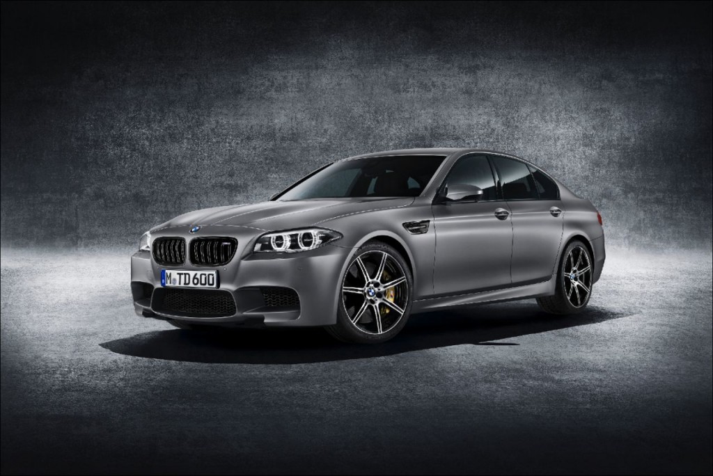 BMW_M5_30Anni_01