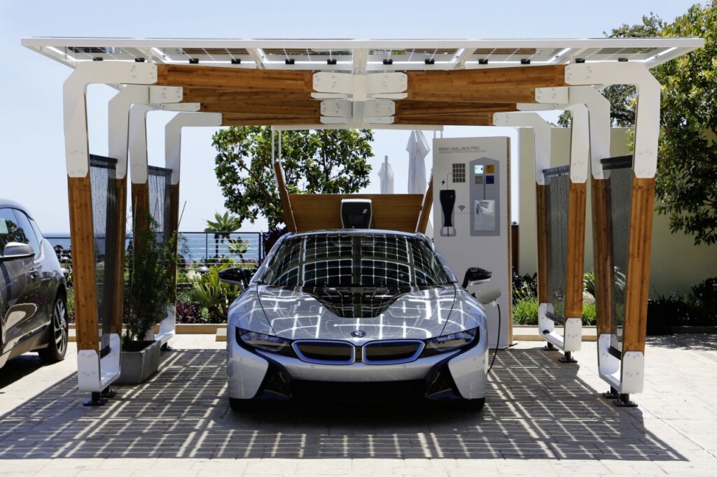 BMW_iSeries_Solar_2