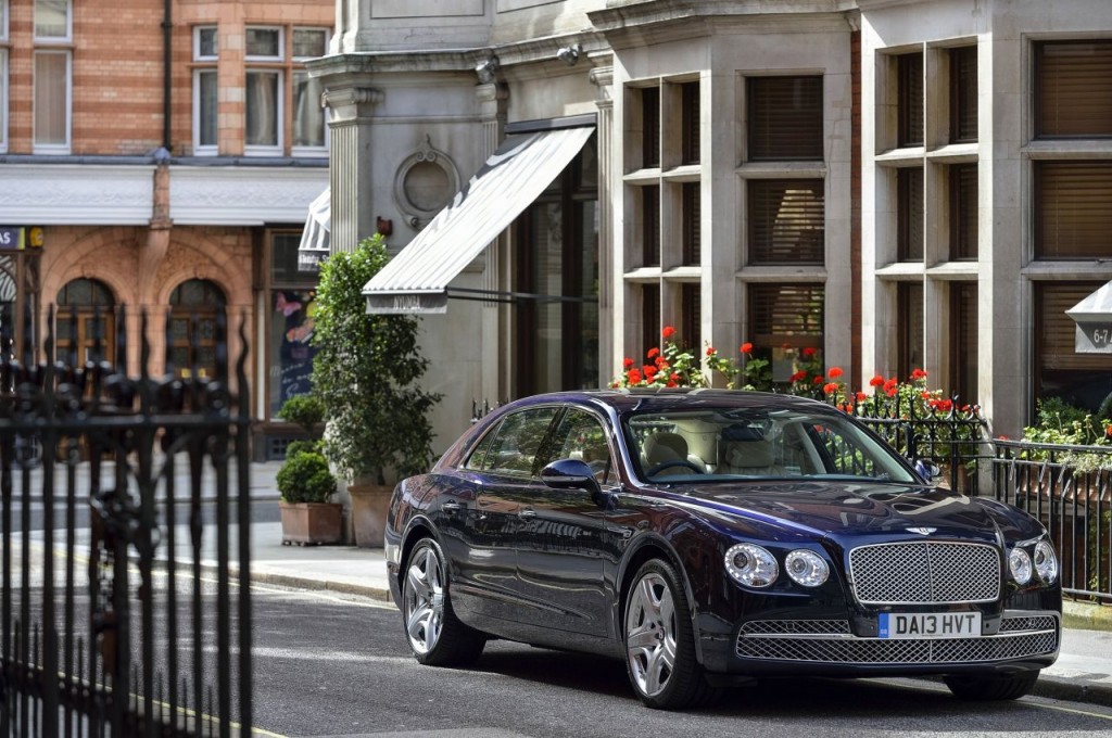 Bentley_Flying_Spur_2