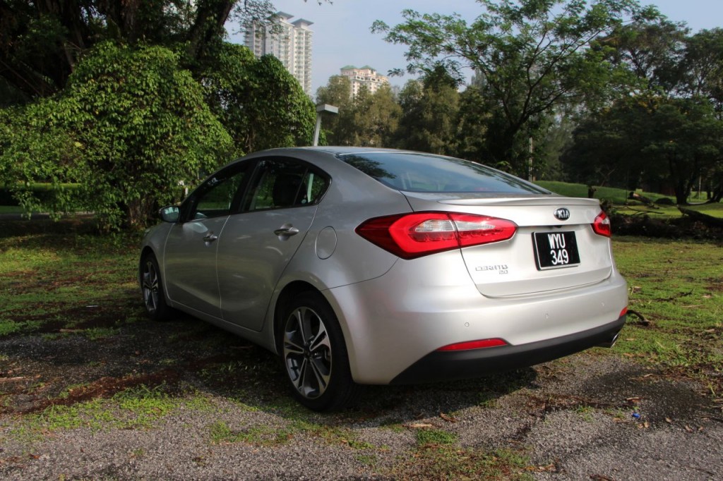 Kia Cerato (2)