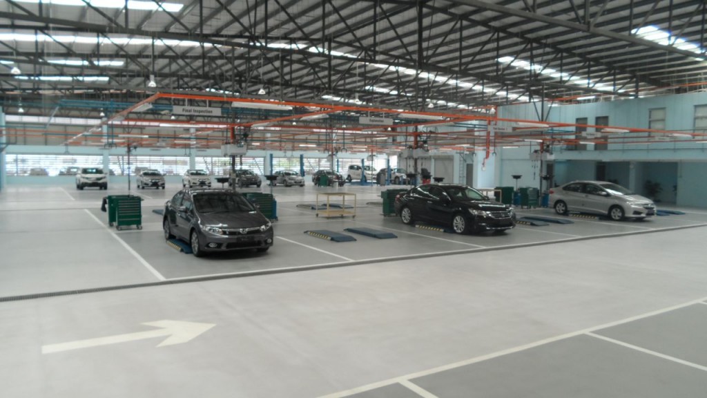 Pic 2 - Efficient Service Bays of Kah Motor Selayang