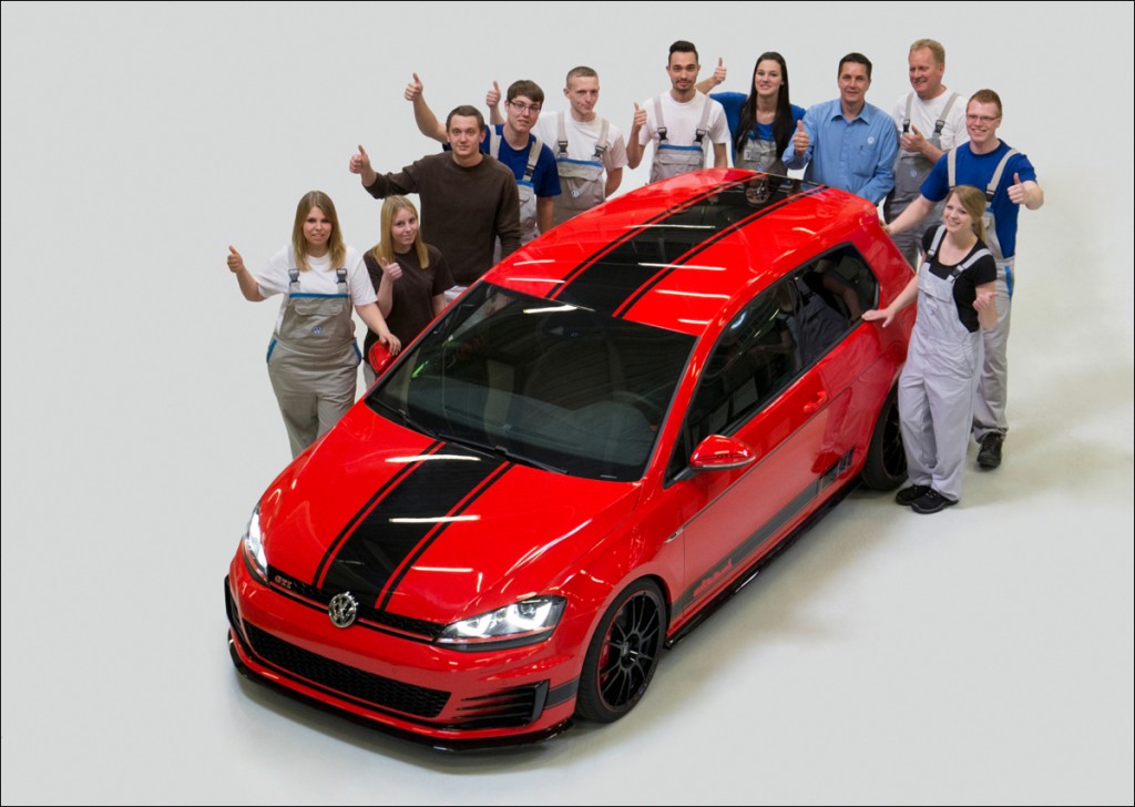 VW_Golf_GTI_Wolfsburg_Edition-05