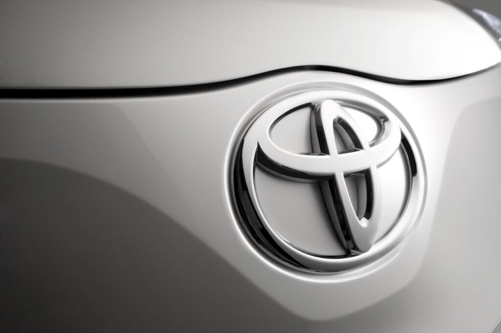 toyota-logo