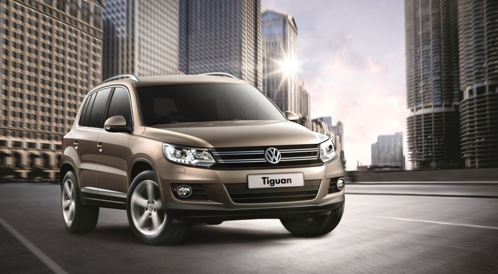 Tiguan in city_motion_highres DI