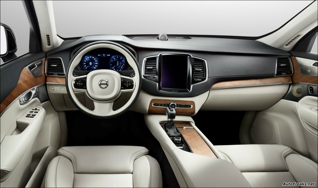 Volvo_XC90_Bowers&Wilkins_3