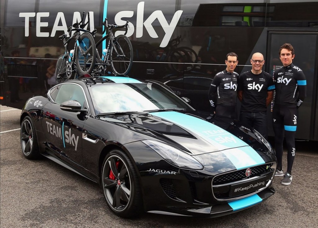 Jaguar-F-Type-Team-Sky-support (5)